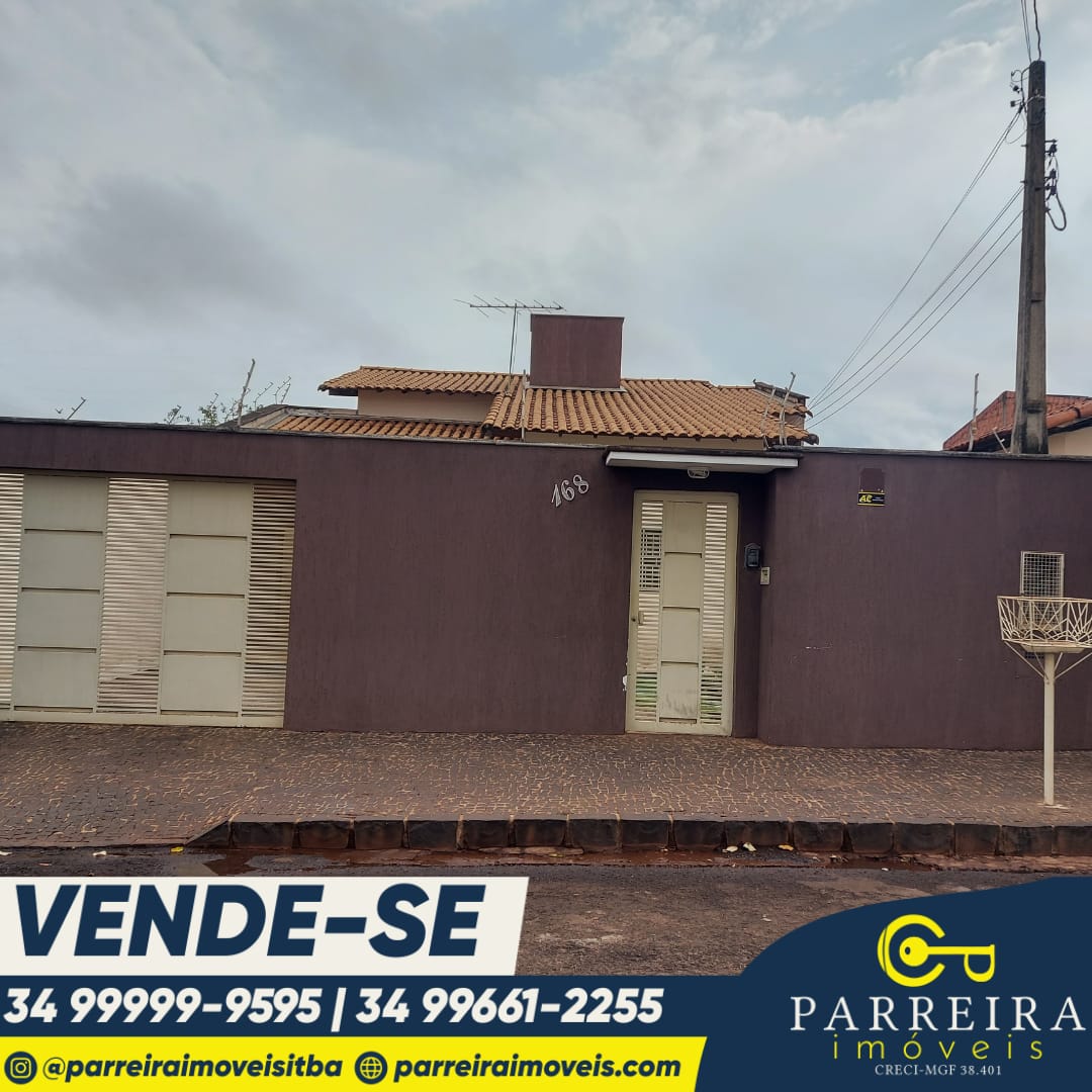 Vende-se casa na Rua Telson Andrade Franco – Lagoa azul em Ituiutaba/MG