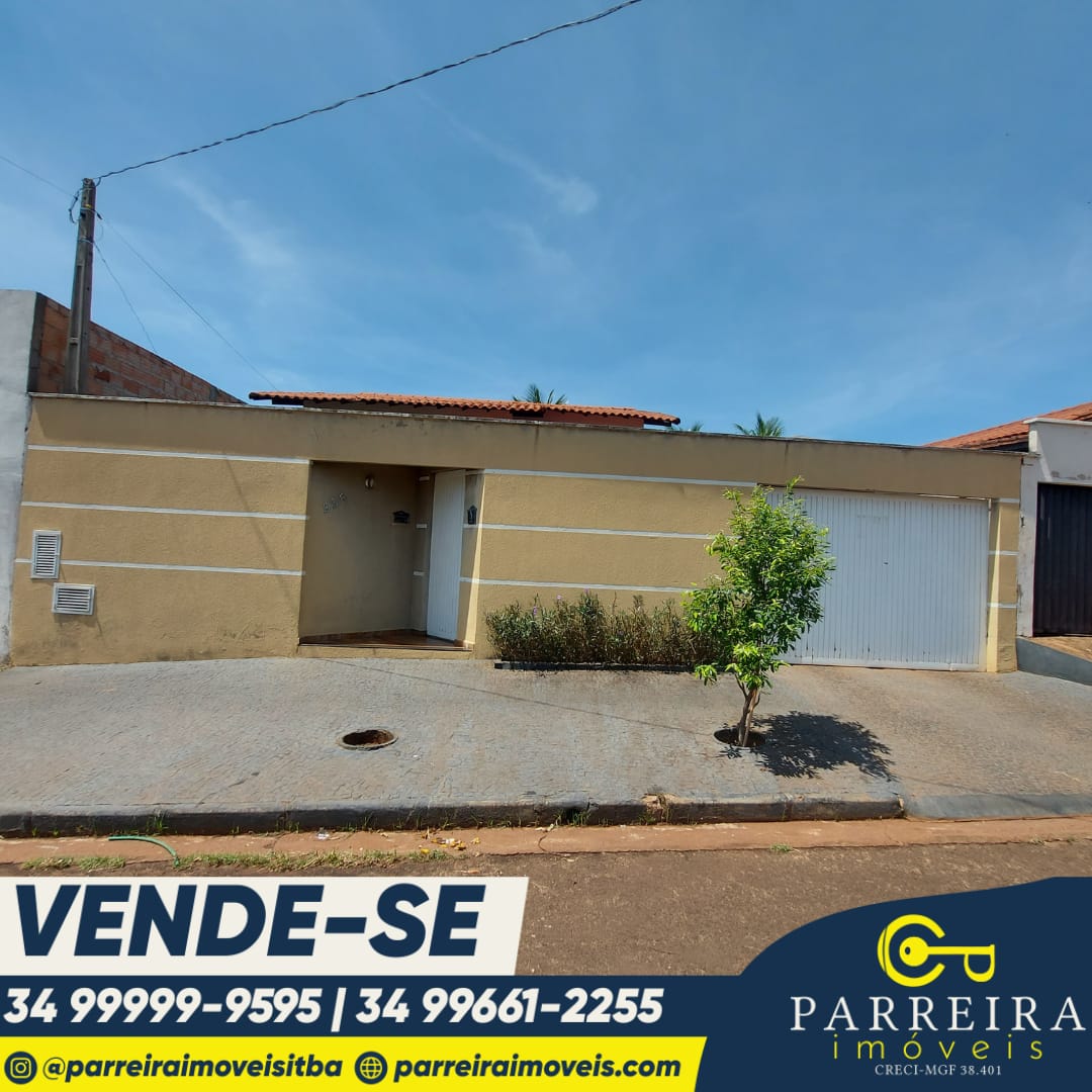 Vende-se casa na Rua Gurinhatã, no Bairro Pirapitinga
