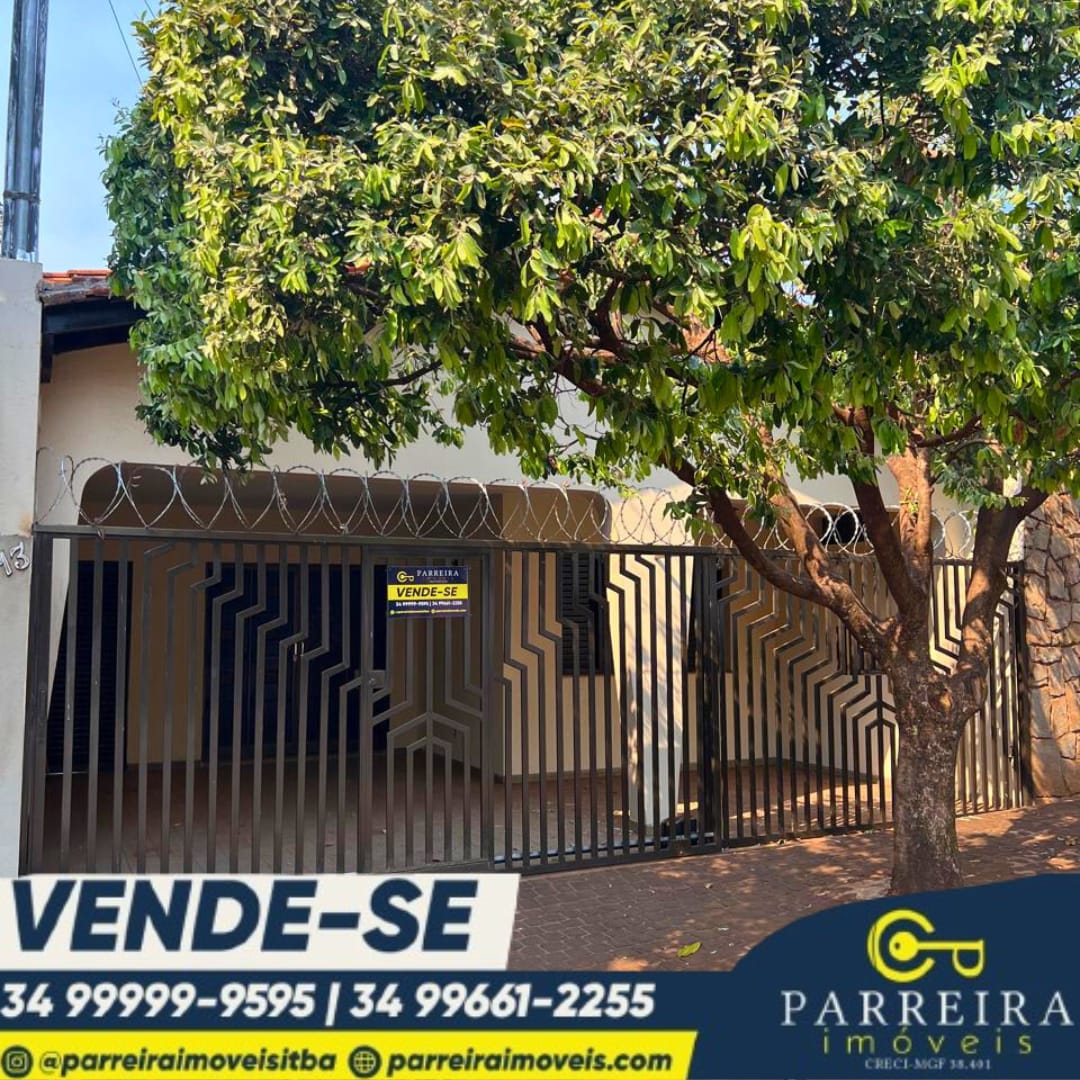 Vende-se imóvel comercial ou residencial na Avenida 30 entre as ruas 15 e 17, centro