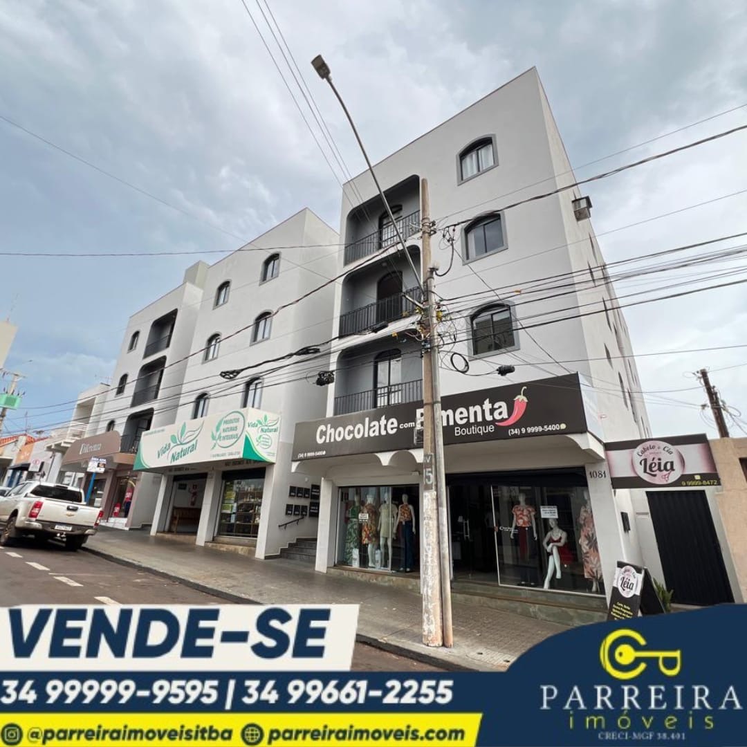 Vende-se apto na 15 no centro por 190 mil
