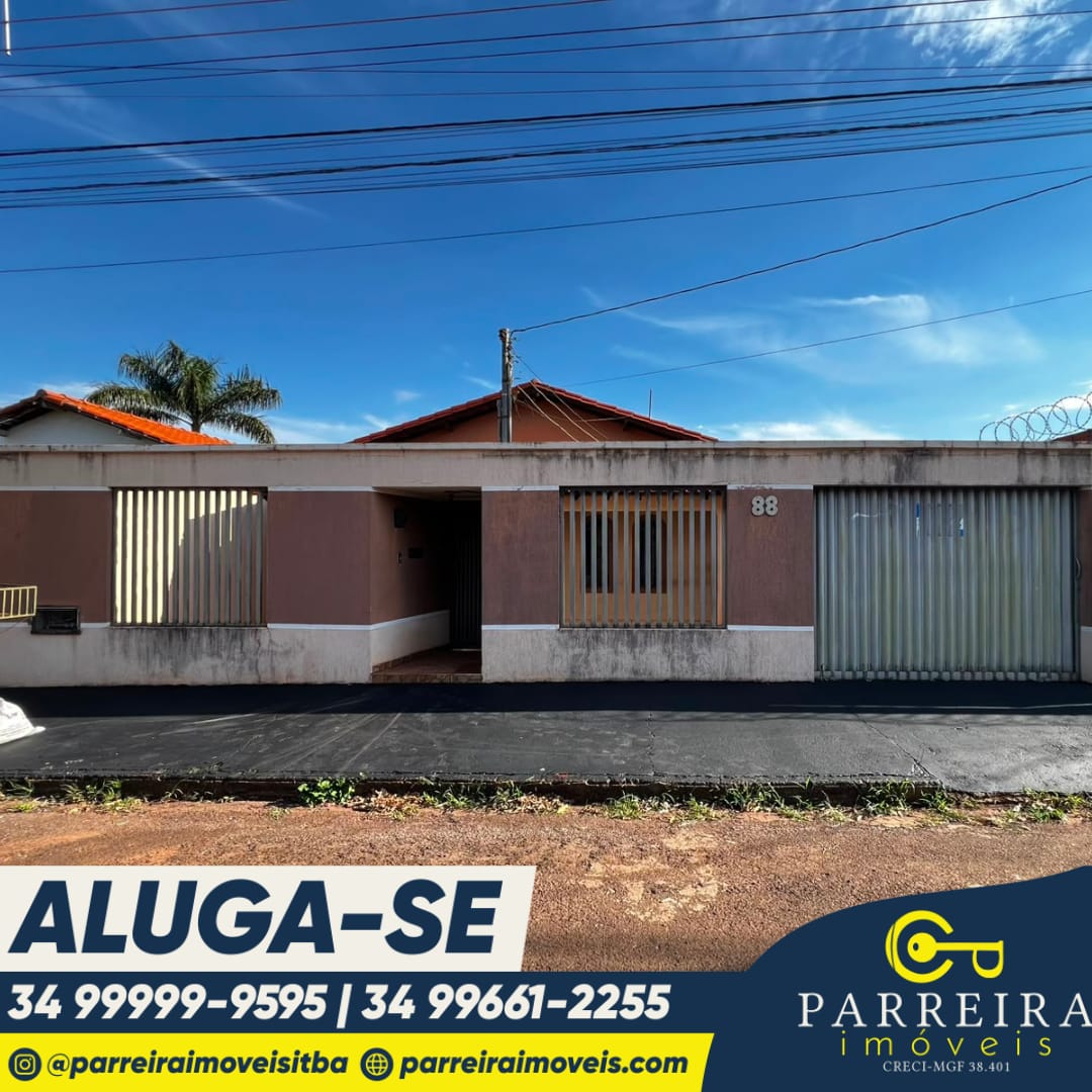 Aluga-se casa ampla na Rua Horácio de Paula no Bairro Universitário