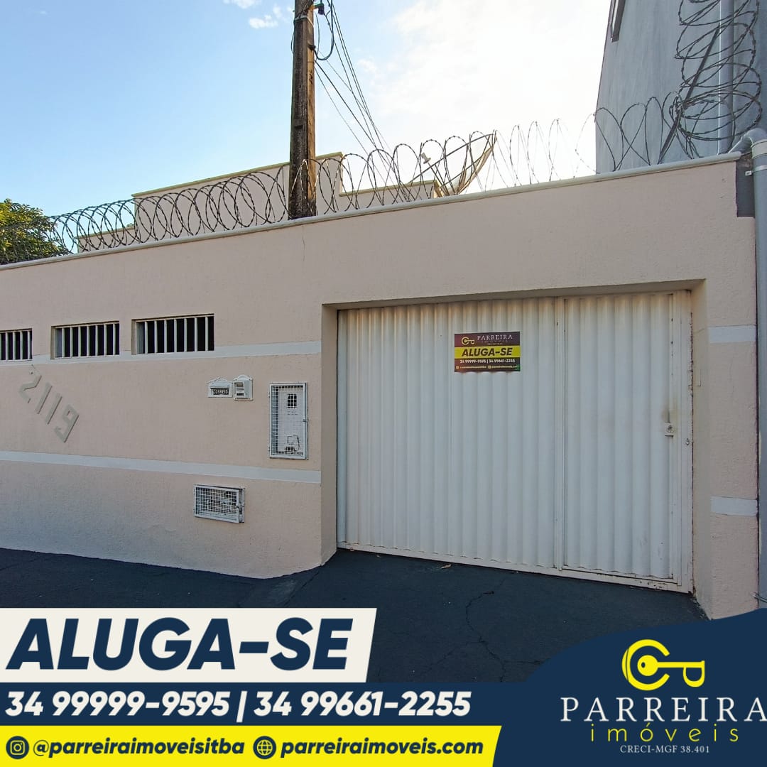 Aluga-se casa na Rua 20 com 29 e 31 – Centro em Ituiutaba-MG